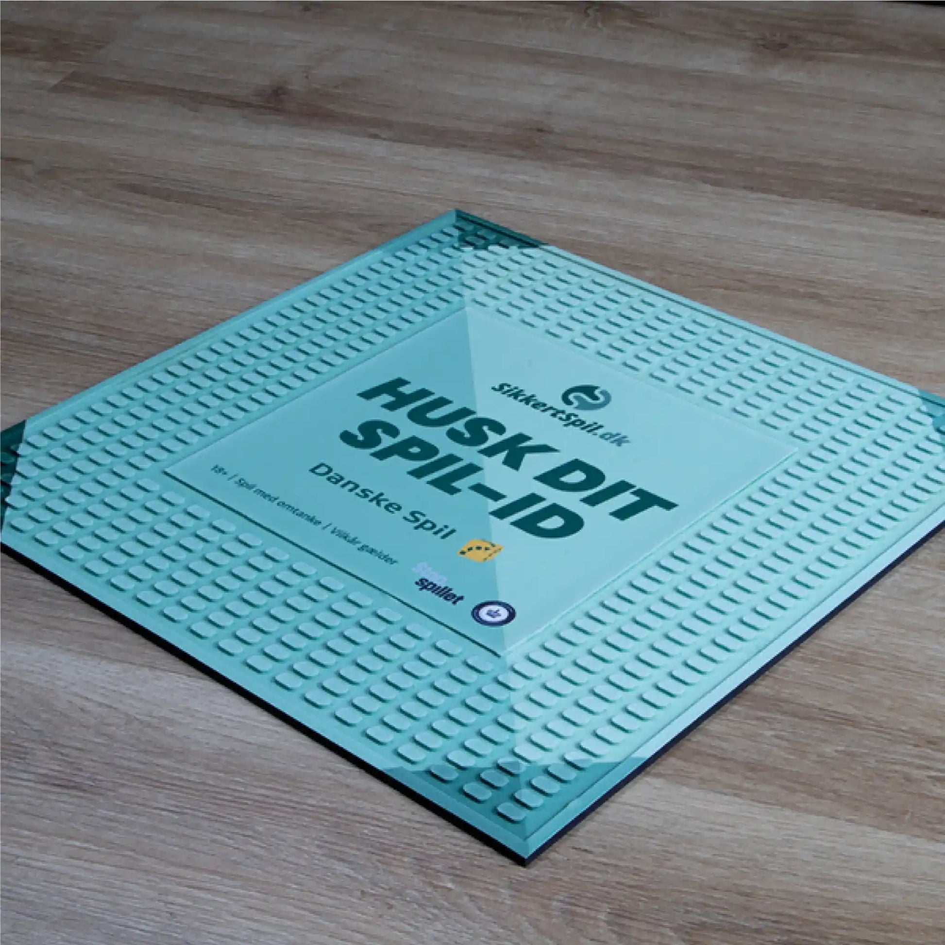 Vue d’ensemble d’un tapis de bar personnalisé premium avec zone d’impression centrale et relief antidérapant sur le pourtour.